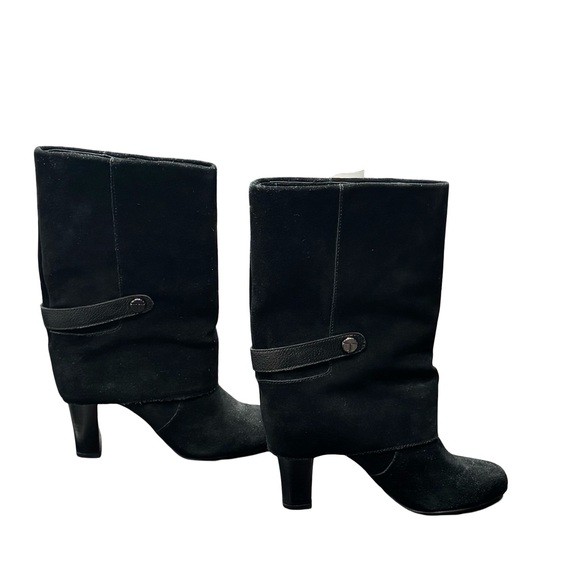 Tahari Harper Black Suede Heeled Boots Women’s Size 7 Chic Stylish Versatile - Picture 4 of 9